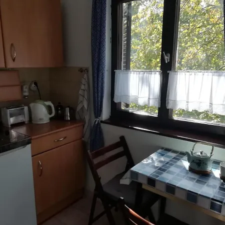 Azur Apartman *